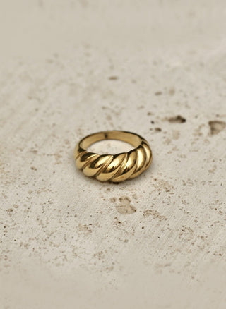 Ring Large Aquarius